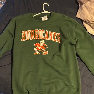Men’s Large champion Miami Hurricanes hoodless sweatshirt